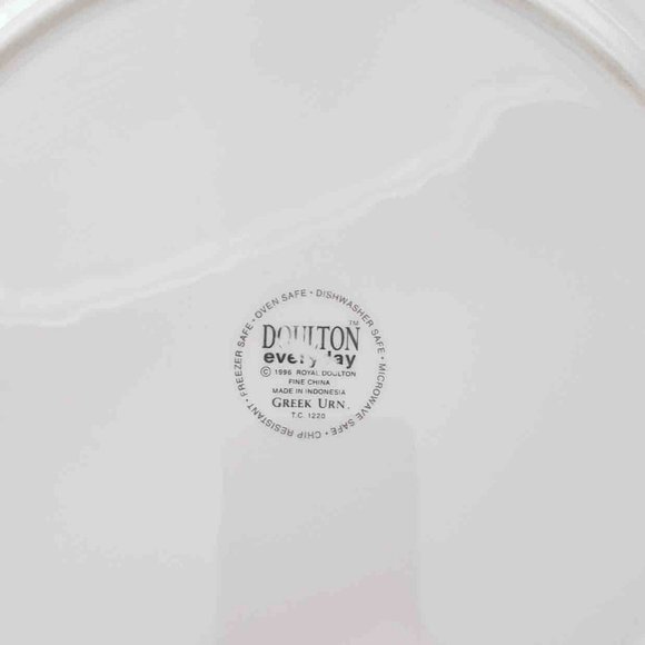 Royal Doulton Greek Urn Dinner Plate TC1220 - Picture 2 of 2